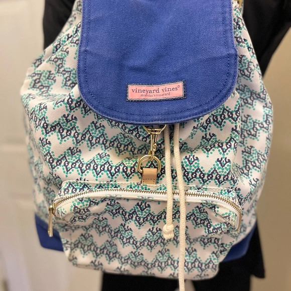 Vineyard Vines Blue and White Patterned Backpack - Picture 16 of 16